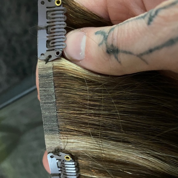 Milk and blush honey hustle clip ins - Picture 6 of 6